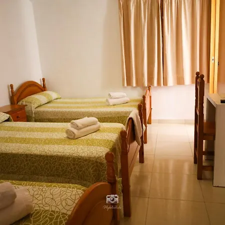 Hospedium Dlj Ben Nassar Pensión Arjona